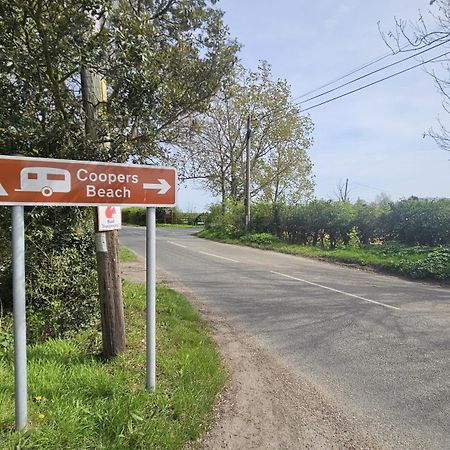 Ultimate Serene Getaway East Mersea المظهر الخارجي الصورة