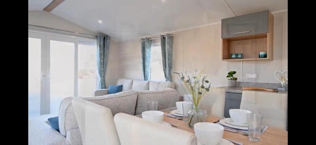 Ultimate Serene Getaway East Mersea المظهر الخارجي الصورة
